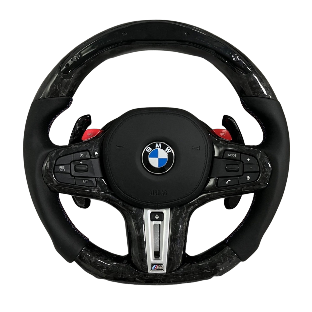 Volant BMW M en carbone forgé et cuir noir avec palettes rouges et logo M Performance